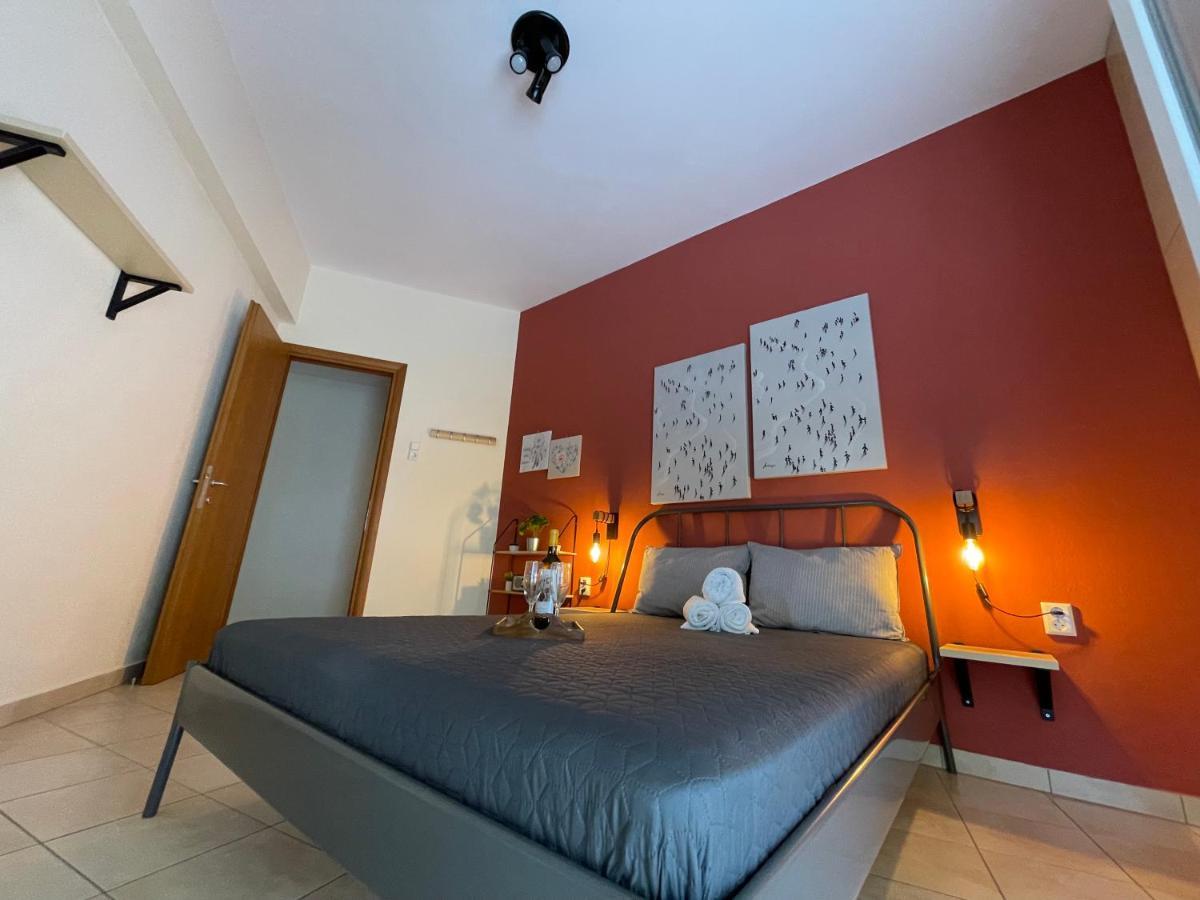 Tobacco Warehouse Apartment Кавала Екстер'єр фото